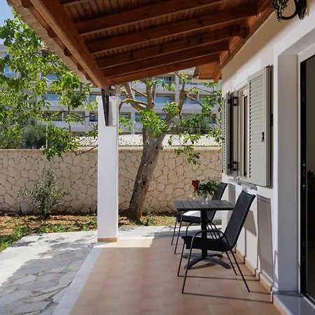 Santos Apartments&studios