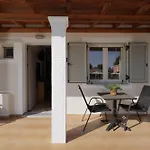 Santos & Apartament Dassia (Corfu)