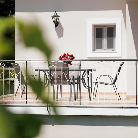 Santos & * Dassia (Corfu)