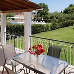 Santos Apartments&studios * Dassia (Corfu)